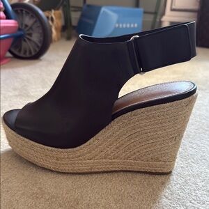 AEROSOLES Black and Tan Wedge Sandals with Espadrille Heel